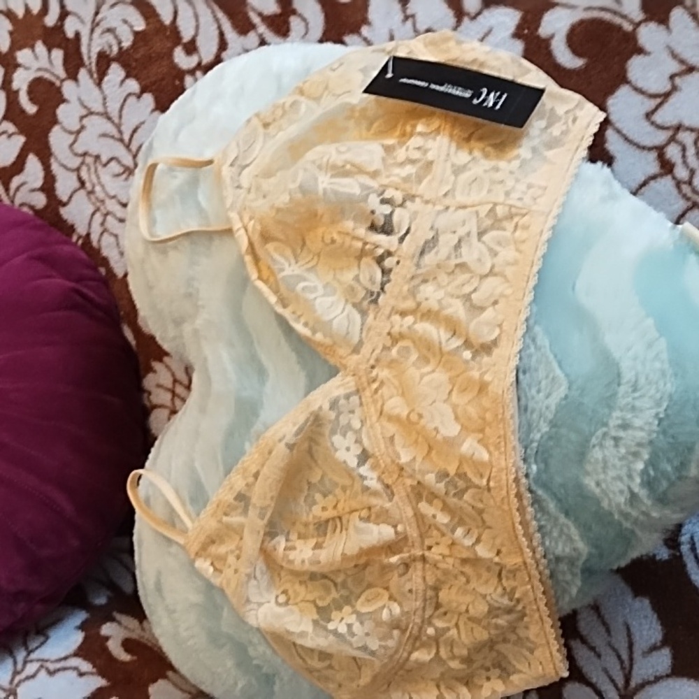 I-N-C Lace Bra NWT Adjustable Straps